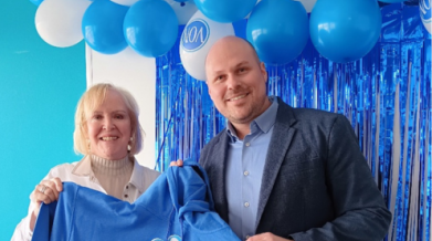  Marcos met with President and CEO Jo-Anne Poirier during VON Week to celebrate his sandwich creation